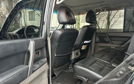 Mitsubishi Montero III, 2002 год, 899 000 рублей, 9 фотография