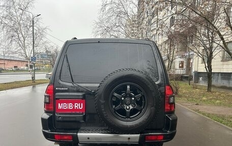 Mitsubishi Montero III, 2002 год, 899 000 рублей, 3 фотография