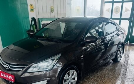 Hyundai Solaris II рестайлинг, 2016 год, 1 200 000 рублей, 1 фотография