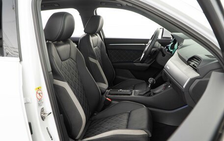 Audi Q3, 2024 год, 3 898 999 рублей, 10 фотография