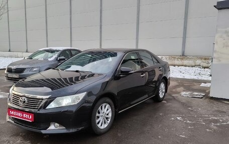 Toyota Camry, 2012 год, 1 700 000 рублей, 3 фотография