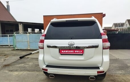 Toyota Land Cruiser Prado 150 рестайлинг 2, 2016 год, 3 999 000 рублей, 3 фотография