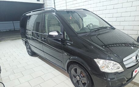 Mercedes-Benz Viano, 2011 год, 1 950 000 рублей, 2 фотография