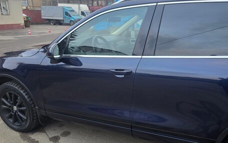 Volkswagen Touareg III, 2011 год, 2 100 000 рублей, 20 фотография