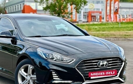 Hyundai Sonata VII, 2019 год, 2 050 000 рублей, 2 фотография