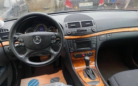 Mercedes-Benz E-Класс, 2008 год, 1 450 000 рублей, 6 фотография