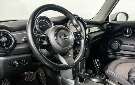 MINI Hatch, 2021 год, 2 490 000 рублей, 12 фотография