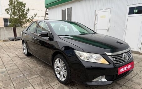 Toyota Camry, 2011 год, 1 830 000 рублей, 2 фотография
