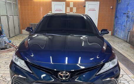 Toyota Camry, 2020 год, 2 250 000 рублей, 2 фотография