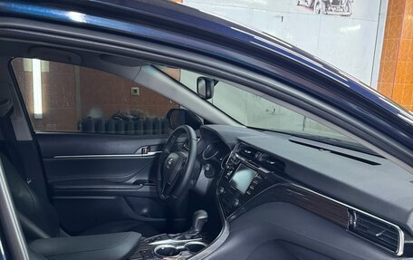 Toyota Camry, 2020 год, 2 250 000 рублей, 8 фотография