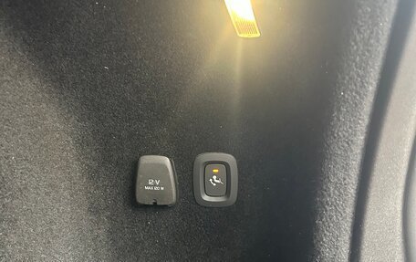 Volvo V60 Cross Country II, 2019 год, 3 900 000 рублей, 15 фотография