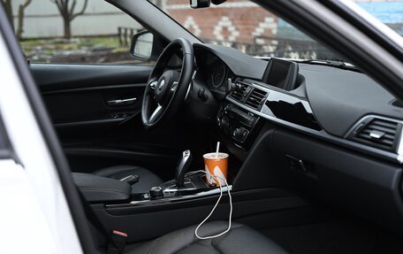 BMW 3 серия, 2015 год, 1 670 000 рублей, 13 фотография