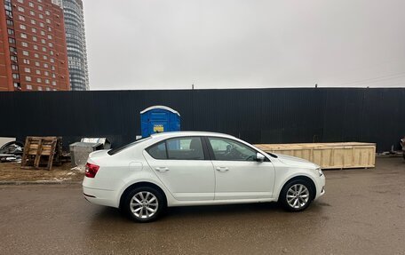 Skoda Octavia, 2017 год, 2 000 000 рублей, 6 фотография