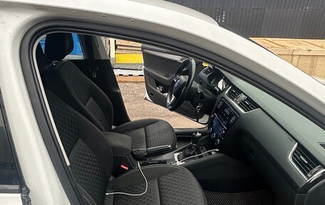 Skoda Octavia, 2017 год, 2 000 000 рублей, 10 фотография