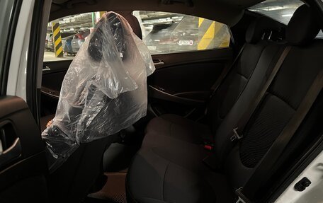 Hyundai Solaris II рестайлинг, 2016 год, 970 000 рублей, 10 фотография