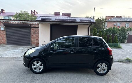 Toyota Yaris III рестайлинг, 2008 год, 780 000 рублей, 8 фотография