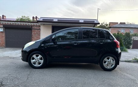 Toyota Yaris III рестайлинг, 2008 год, 780 000 рублей, 7 фотография