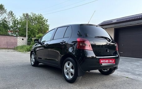 Toyota Yaris III рестайлинг, 2008 год, 780 000 рублей, 6 фотография