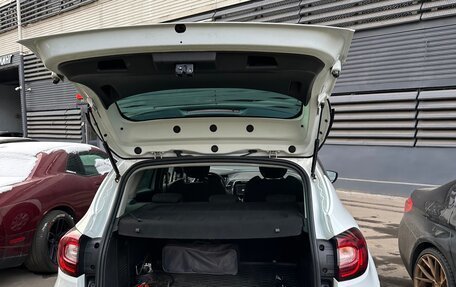 Renault Kaptur I рестайлинг, 2017 год, 1 400 000 рублей, 25 фотография