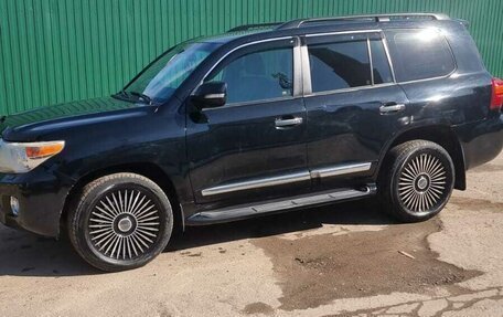 Toyota Land Cruiser 200, 2013 год, 3 200 000 рублей, 11 фотография