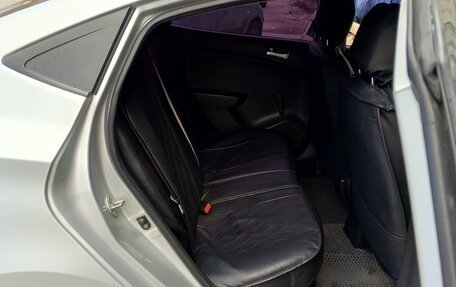 Hyundai Solaris II рестайлинг, 2013 год, 700 000 рублей, 2 фотография