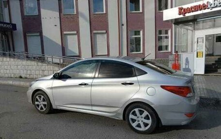 Hyundai Solaris II рестайлинг, 2013 год, 700 000 рублей, 9 фотография