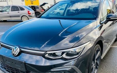 Volkswagen Golf VIII, 2021 год, 2 480 000 рублей, 1 фотография