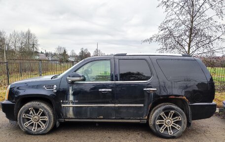 Cadillac Escalade III, 2007 год, 700 000 рублей, 2 фотография