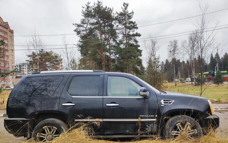 Cadillac Escalade III, 2007 год, 700 000 рублей, 3 фотография