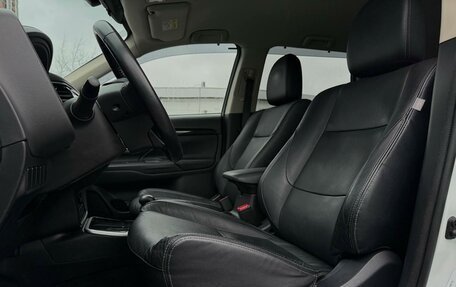 Mitsubishi Outlander III рестайлинг 3, 2018 год, 2 475 000 рублей, 10 фотография