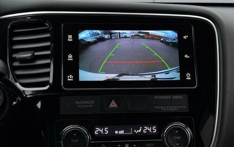 Mitsubishi Outlander III рестайлинг 3, 2018 год, 2 475 000 рублей, 24 фотография