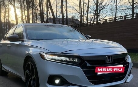 Honda Accord IX рестайлинг, 2020 год, 2 600 000 рублей, 4 фотография