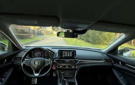 Honda Accord IX рестайлинг, 2020 год, 2 600 000 рублей, 13 фотография