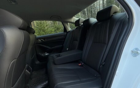 Honda Accord IX рестайлинг, 2020 год, 2 600 000 рублей, 16 фотография