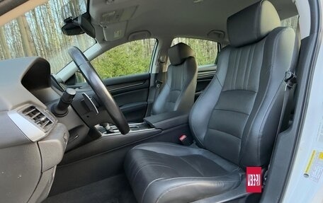 Honda Accord IX рестайлинг, 2020 год, 2 600 000 рублей, 15 фотография