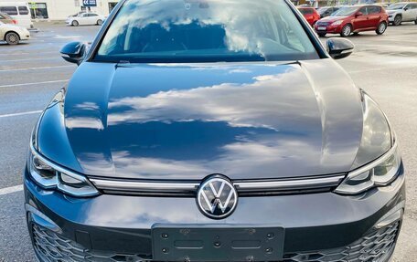 Volkswagen Golf VIII, 2021 год, 2 480 000 рублей, 2 фотография