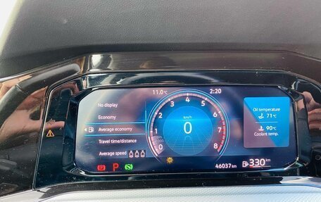 Volkswagen Golf VIII, 2021 год, 2 480 000 рублей, 16 фотография