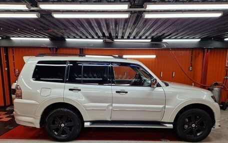 Mitsubishi Pajero IV, 2019 год, 5 200 000 рублей, 4 фотография