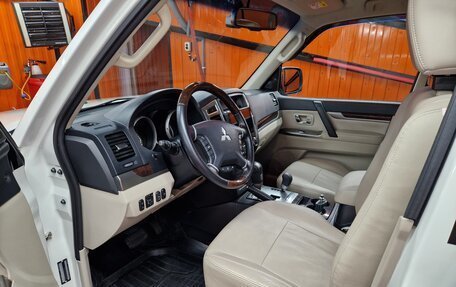 Mitsubishi Pajero IV, 2019 год, 5 200 000 рублей, 7 фотография