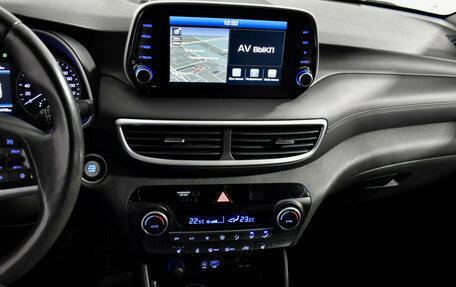 Hyundai Tucson III, 2018 год, 2 379 000 рублей, 17 фотография