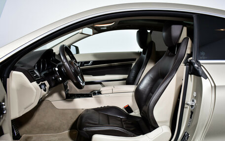 Mercedes-Benz E-Класс, 2016 год, 2 050 000 рублей, 10 фотография