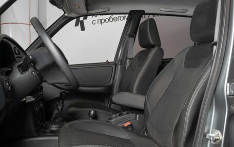 Chevrolet Niva I рестайлинг, 2017 год, 744 100 рублей, 13 фотография