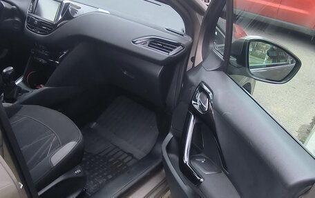 Peugeot 208 II, 2014 год, 700 000 рублей, 10 фотография