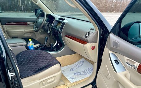 Toyota Land Cruiser Prado 120 рестайлинг, 2007 год, 1 900 000 рублей, 10 фотография