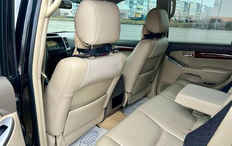 Toyota Land Cruiser Prado 120 рестайлинг, 2007 год, 1 900 000 рублей, 11 фотография