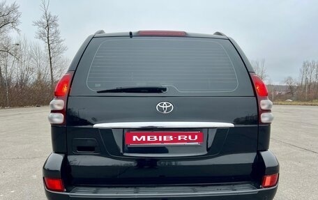 Toyota Land Cruiser Prado 120 рестайлинг, 2007 год, 1 900 000 рублей, 6 фотография