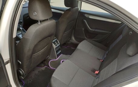 Skoda Octavia, 2013 год, 990 000 рублей, 8 фотография