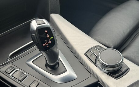 BMW 3 серия, 2018 год, 2 550 000 рублей, 14 фотография