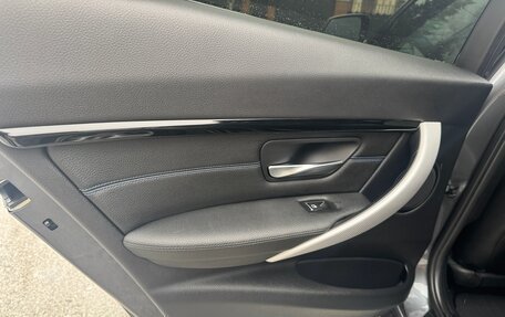 BMW 3 серия, 2018 год, 2 550 000 рублей, 33 фотография