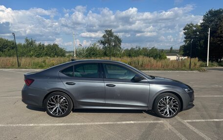 Skoda Octavia IV, 2021 год, 2 750 000 рублей, 2 фотография